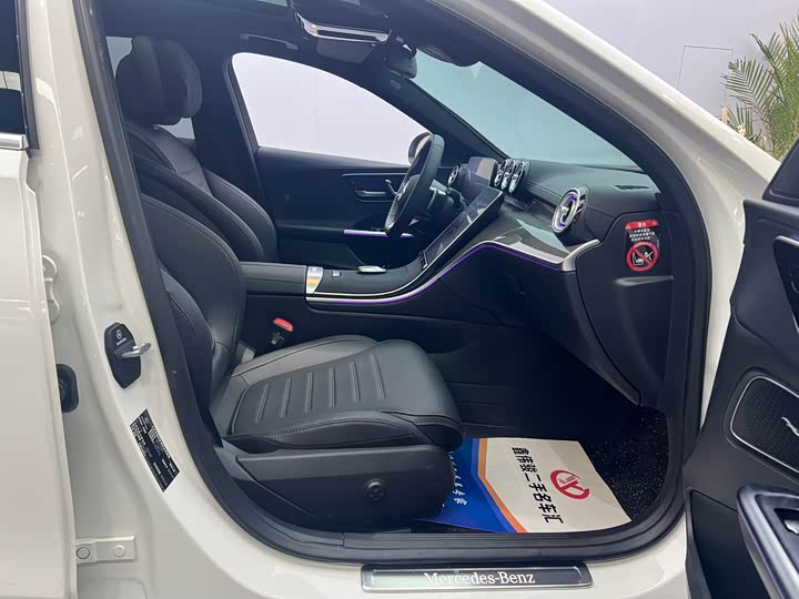 Фото 8 - Mercedes-Benz C-Class