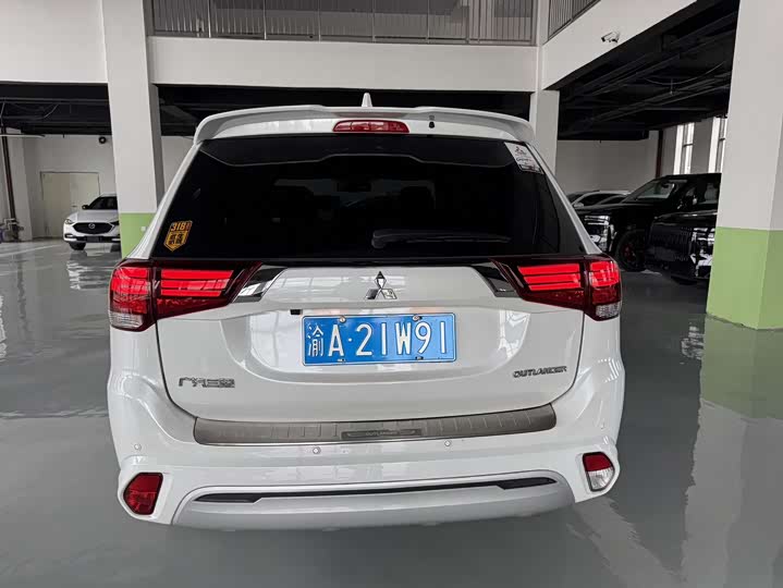 Mitsubishi Outlander 2021 2021款 2.0L 两驱畅享版 5座