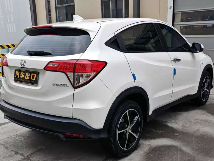 Фото 9 - Honda Vezel