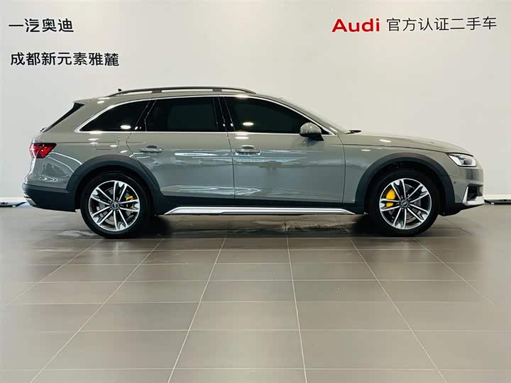 Фото 3 - Audi A4