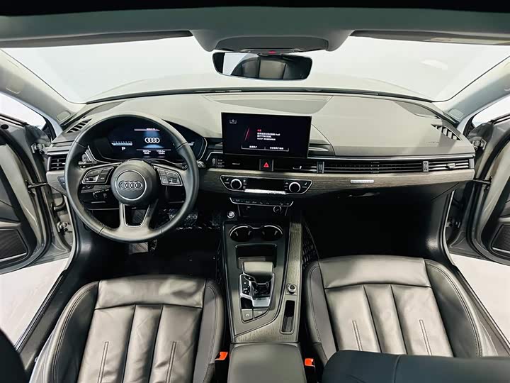 Фото 8 - Audi A4