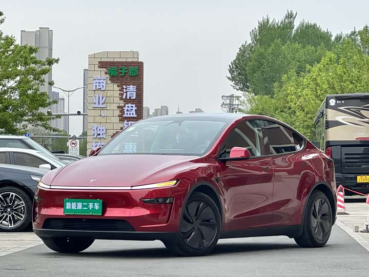 Tesla Model Y 2026 2026款 后轮驱动版