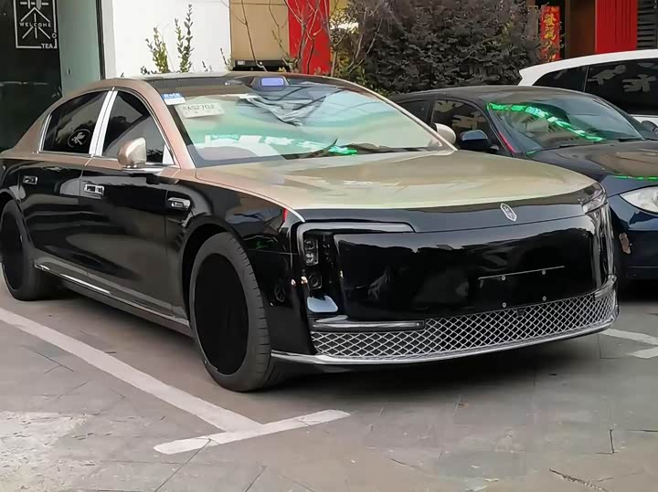 Maextro S800 2025 2025款 增程 星耀行政 4座 (896线激光雷达）