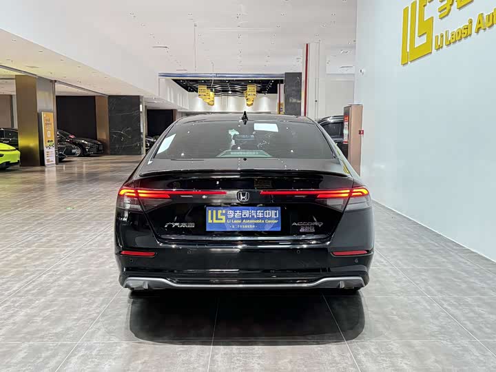 Honda Accord 2025 2025款 260TURBO 尊贵版