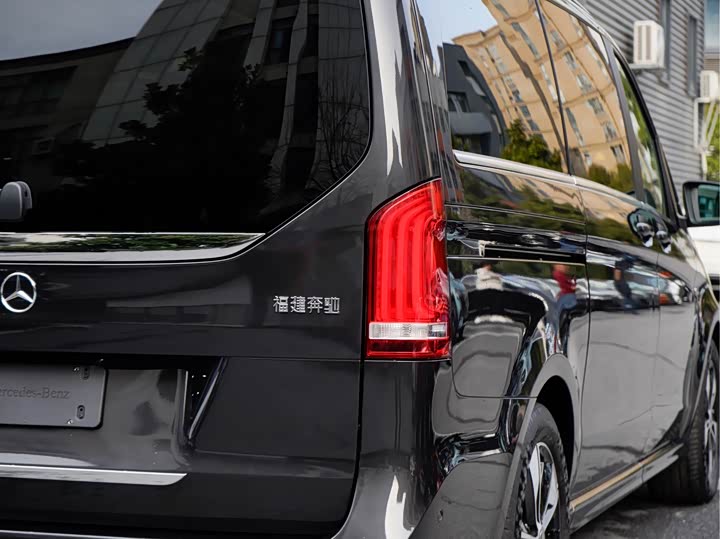 Mercedes-Benz V-Class 2022 2022款 V 260 尊贵版