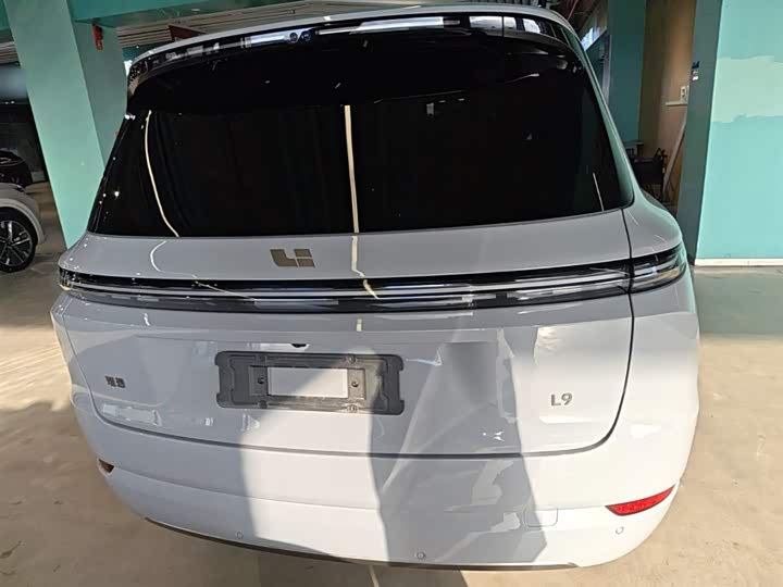 LiXiang L9 2025 2025款 Ultra 智能焕新版