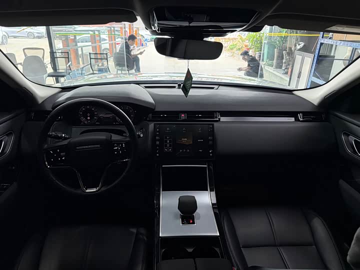 Фото 5 - Land Rover Range Rover Velar