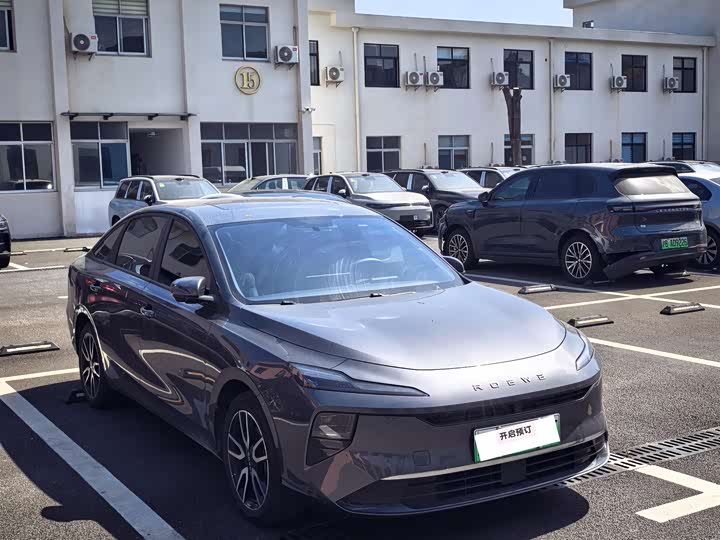 Roewe D6 2025 2025款 520km 尊享版