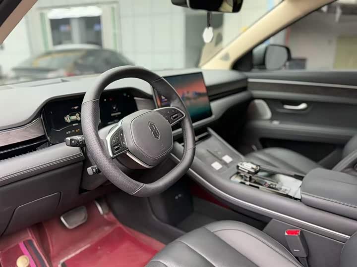 Aito M7 2022 2022款 1.5T 四驱豪华版
