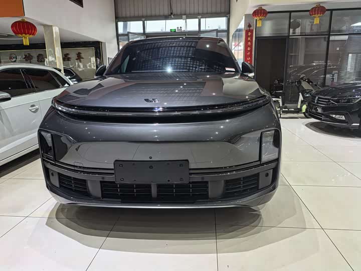 Zdjęcie 2 - LiXiang L8