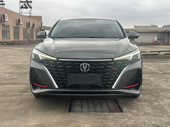 Zdjęcie 2 - Changan Eado Plus