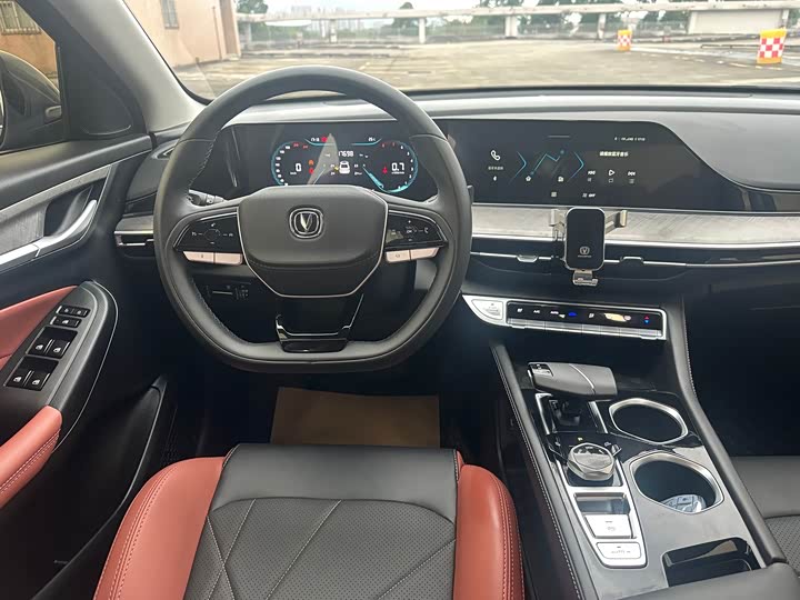 Zdjęcie 4 - Changan Eado Plus