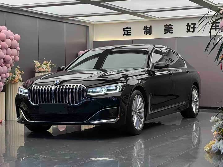 Фото 1 - BMW 7 Series
