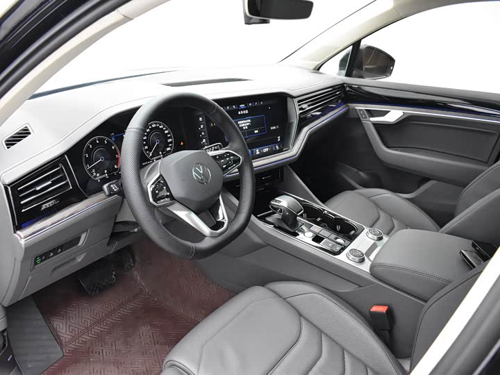 Фото 6 - Volkswagen Touareg
