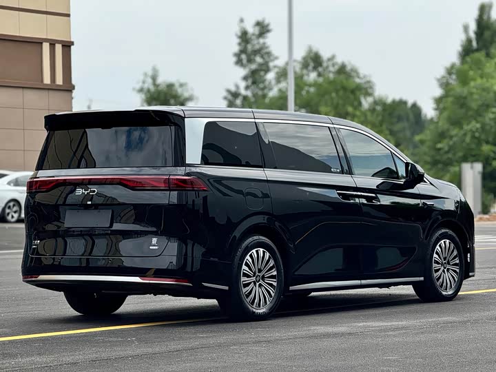 BYD Xia 2025 2025款 DM-i 1.5T 100km 超越型