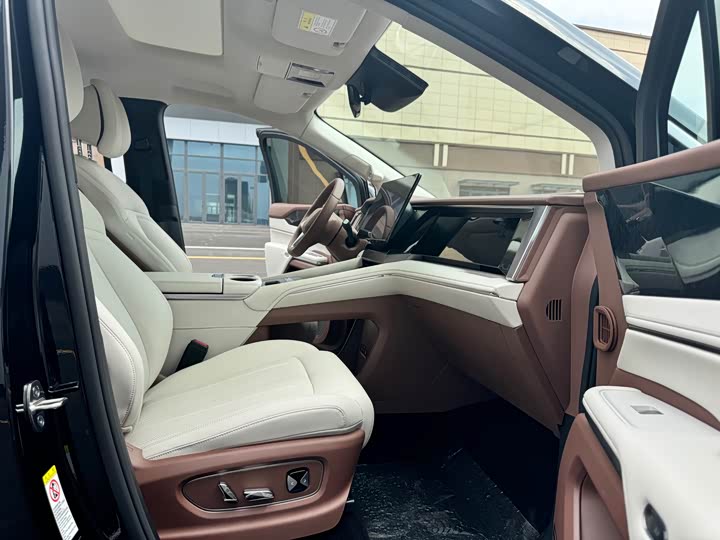 BYD Xia 2025 2025款 DM-i 1.5T 100km 超越型
