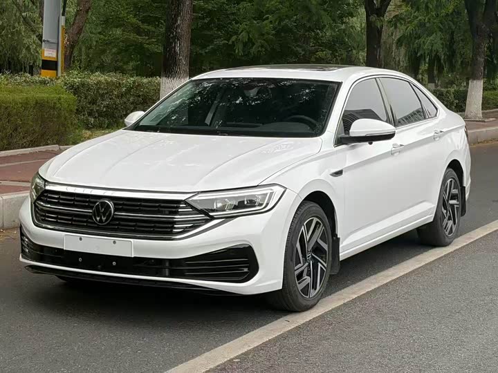 Фото 3 - Volkswagen Sagitar L