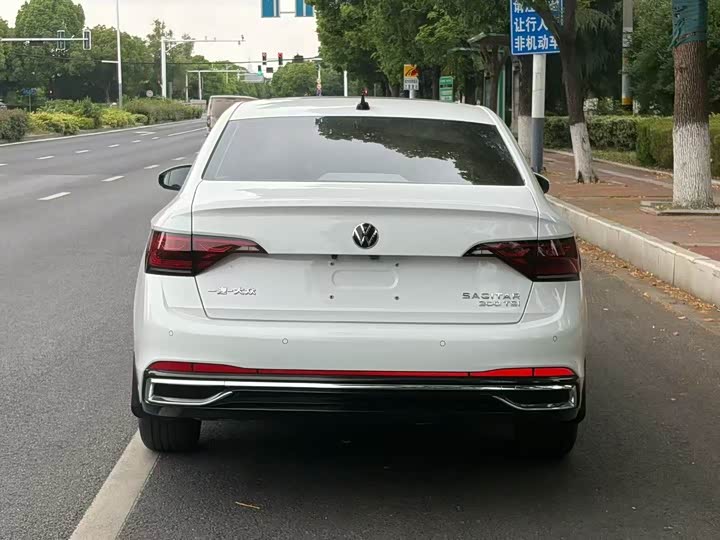 Фото 6 - Volkswagen Sagitar L