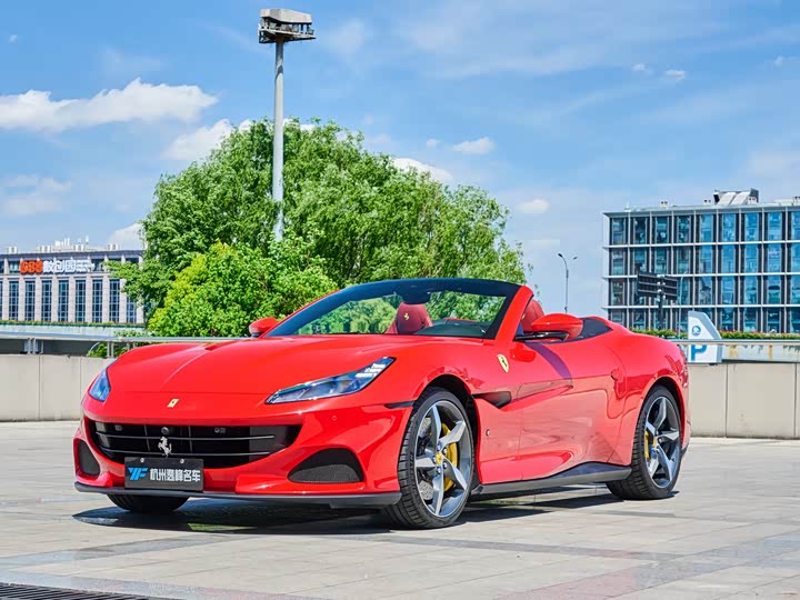 Фото 1 - Ferrari Portofino