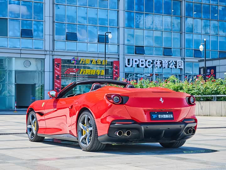 Фото 7 - Ferrari Portofino