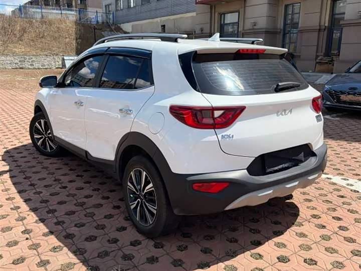 Kia KX1 2021 2021款 1.4L CVT趣享版