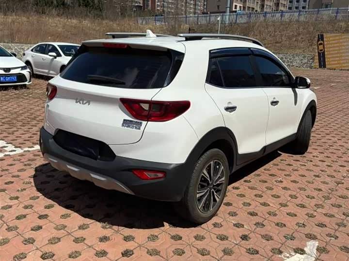 Kia KX1 2021 2021款 1.4L CVT趣享版