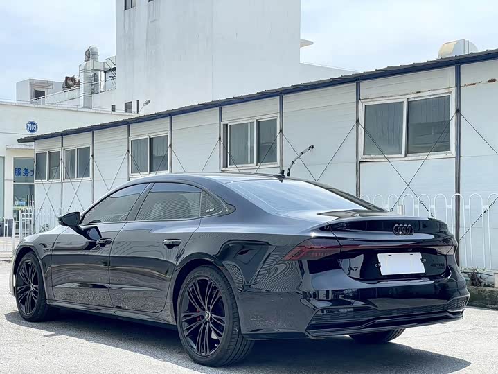 Audi A7L 2025 2025款 45 TFSI quattro 奢享型