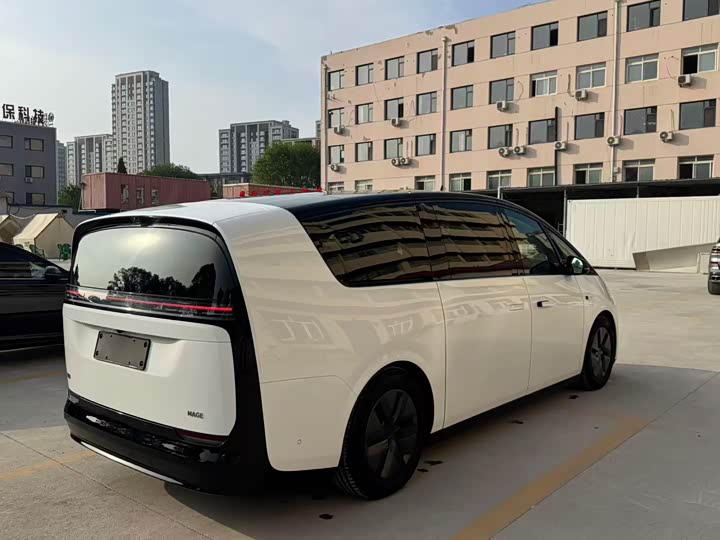 LiXiang Mega 2025 2025款 Home 家庭特别版