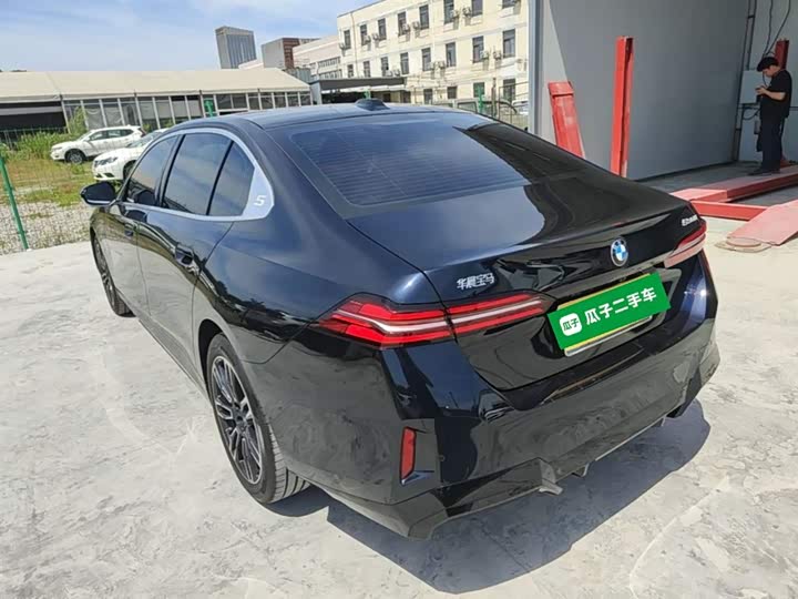 2026 BMW 5 Series