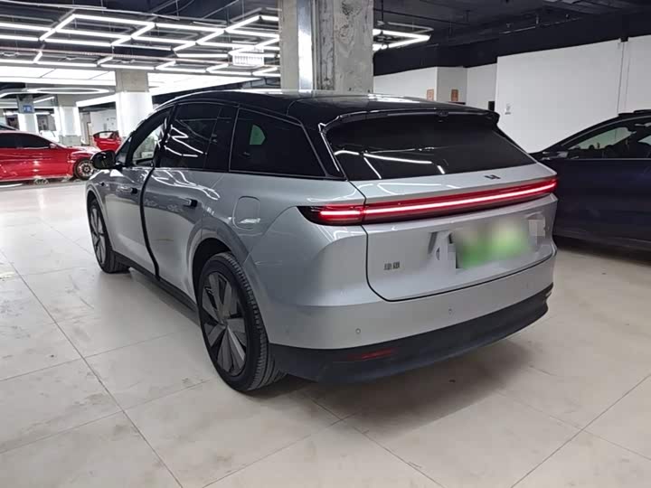 LiXiang i6 2025 2025款 两驱标准版