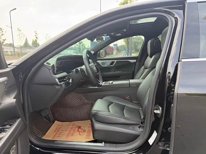 Фото 8 - Cadillac CT6