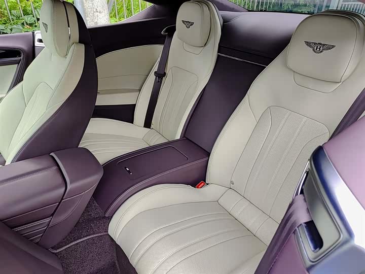 Фото 8 - Bentley Continental GT