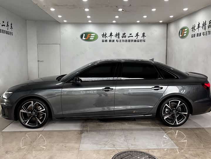 Фото 5 - Audi A4L