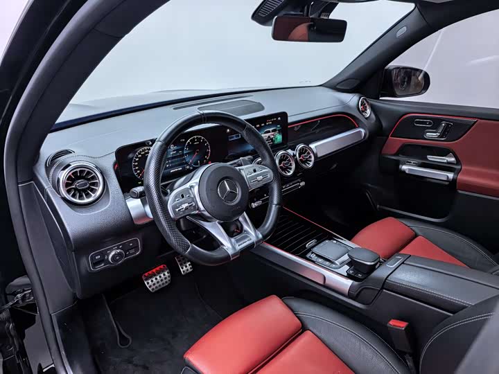 Zdjęcie 6 - Mercedes-Benz GLB-Class AMG