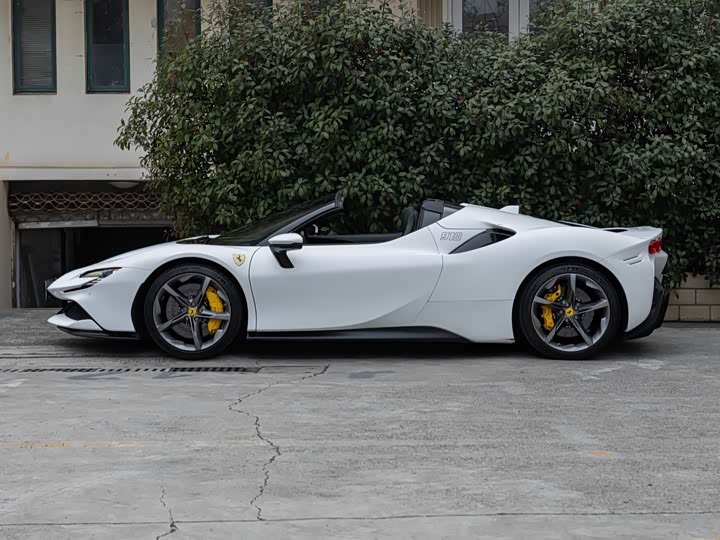 Ferrari SF90 2021 2021款 3.9T V8 Spider