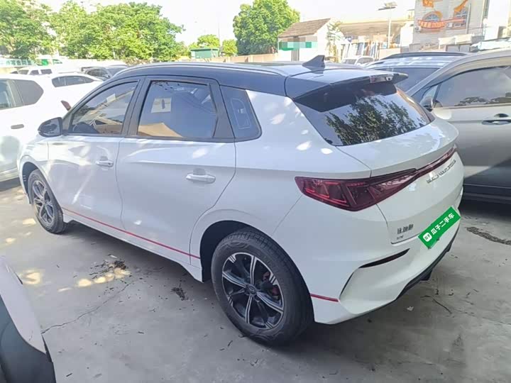 Фото 5 - BYD E2