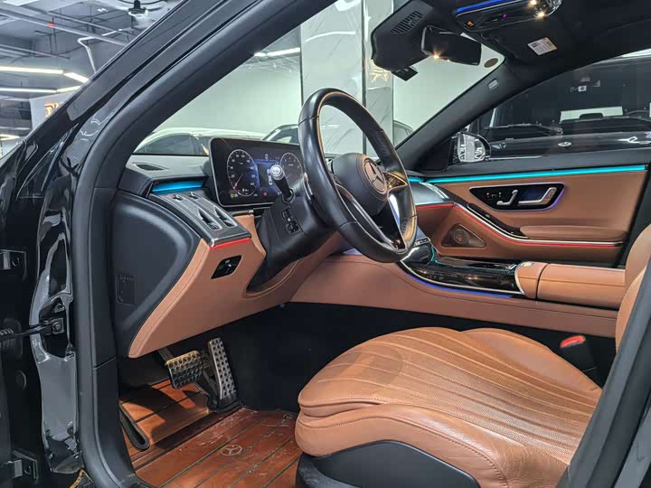 Фото 3 - Mercedes-Benz S-Class