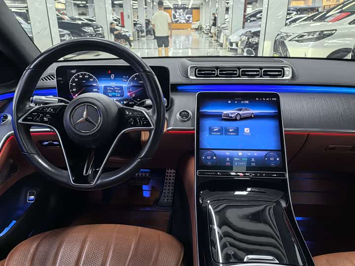 Фото 8 - Mercedes-Benz S-Class