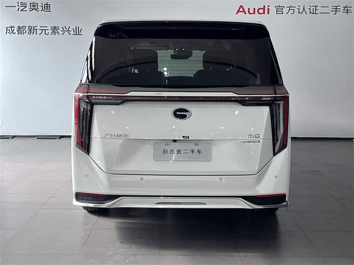 Фото 5 - GAC Trumpchi M8