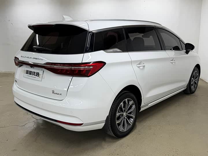 Фото 5 - BYD Song Max