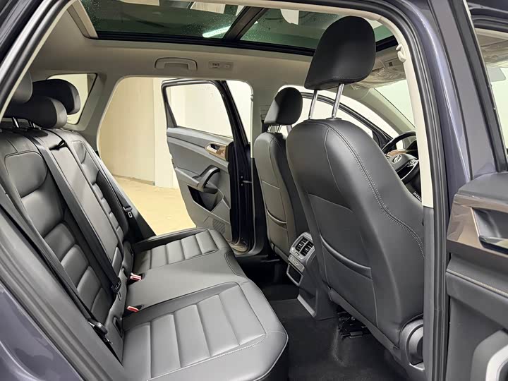 Volkswagen Tharu 2021 2021款 280TSI 两驱豪华版