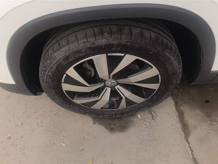 Volkswagen Tayron 2021 2021款 330TSI 两驱豪华智联版