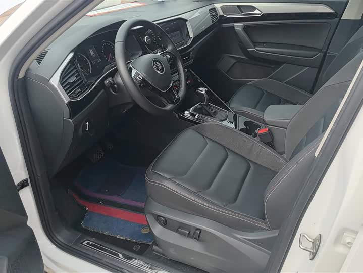 Volkswagen Tayron 2021 2021款 330TSI 两驱豪华智联版