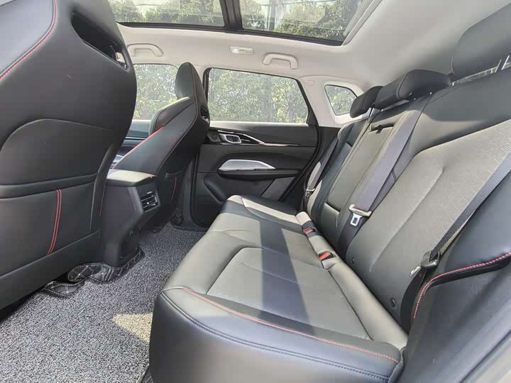 Changan Oshan Z6 2022 2022款 蓝鲸 1.5T DCT智领型