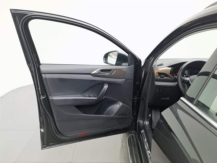 Volkswagen Tharu 2021 2021款 280TSI 两驱豪华版PLUS