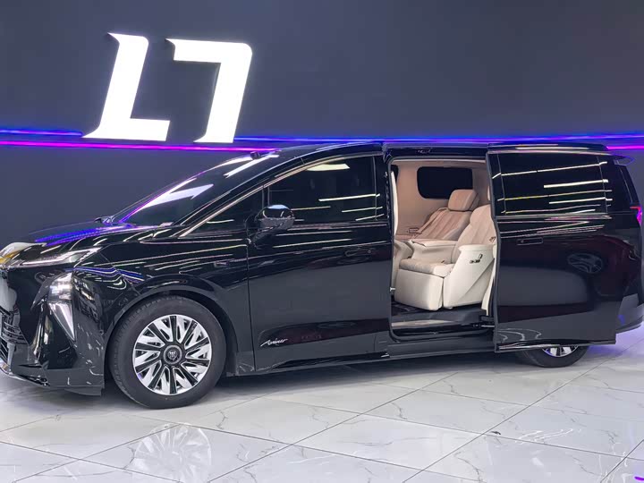 Buick OMPV 2026 2026款 奢享版
