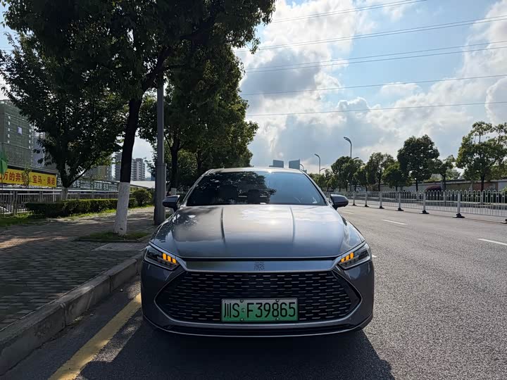 Фото 1 - BYD Qin Plus