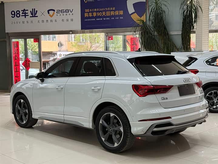 Фото 6 - Audi Q3