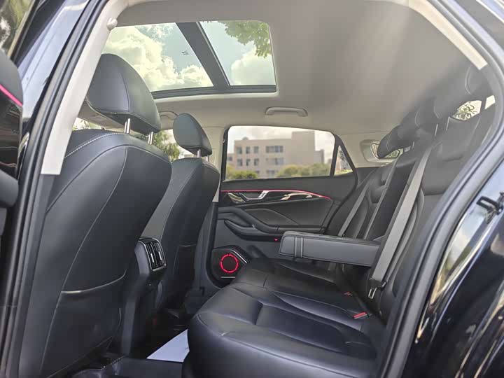 Bestune B70 2023 2023款 第三代 1.5T 自动畅享型