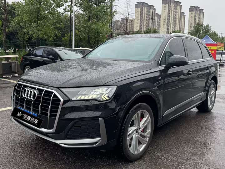 Audi Q7 2021 2021款 45 TFSI quattro S line运动型